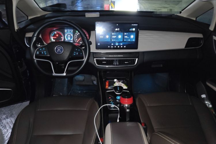 Used BYD Song MAX New Energy 2022 DM-i 105KM Prestige Model Center Console