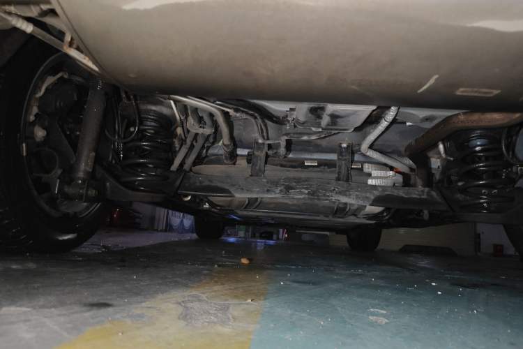 Used BYD Song MAX New Energy 2022 DM-i 105KM Prestige Model Chassis Rear