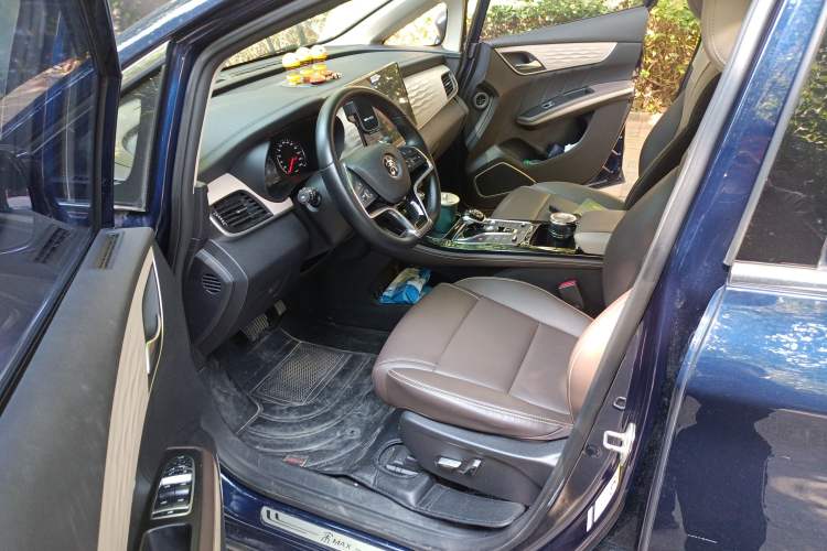 Used BYD Song MAX New Energy 2022 DM-i 105KM Flagship Model Driver Seat