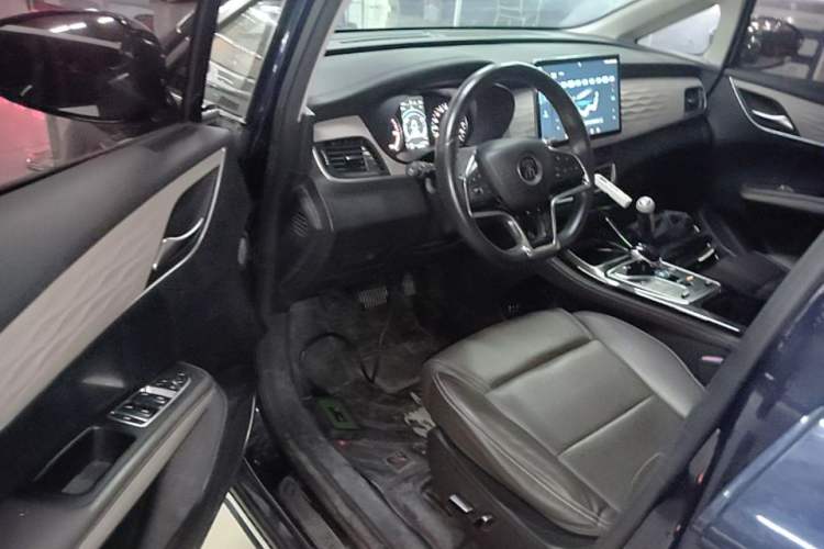 Used BYD Song MAX New Energy 2022 DM-i 105KM Flagship Model Driver Seat