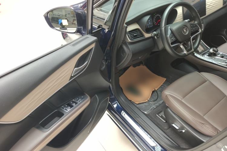 Used BYD Song MAX New Energy 2022 DM-i 105KM Flagship Model Driver Seat