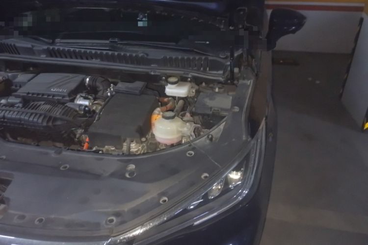 Used BYD Song MAX New Energy 2022 DM-i 105KM Executive Edition Engine Bay Left