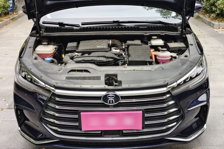 Used BYD Song MAX New Energy 2022 DM-i 105KM Flagship Model Engine Bay