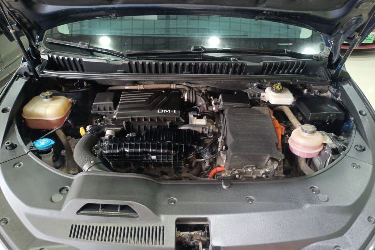 Used BYD Song MAX New Energy 2022 DM-i 105KM Executive Edition Engine Bay