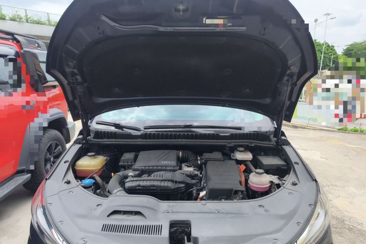 Used BYD Song MAX New Energy 2022 DM-i 105KM Executive Edition Engine Bay
