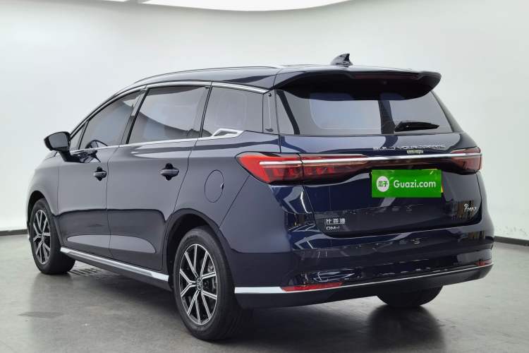 Used BYD Song MAX New Energy 2022 DM-i 105KM Prestige Model Exterior 1