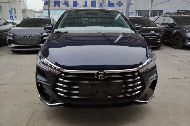 Used BYD Song MAX New Energy 2022 DM-i 105KM Flagship Model Front