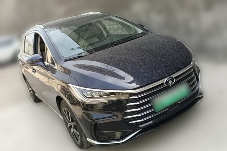 Used BYD Song MAX New Energy 2022 DM-i 105KM Flagship Model Front Right 45 Deg