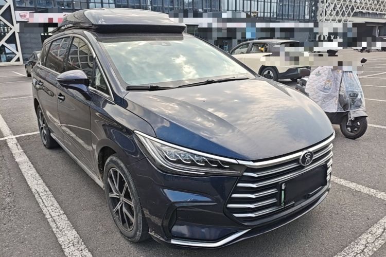 Used BYD Song MAX New Energy 2022 DM-i 105KM Executive Edition Front Right 45 Deg