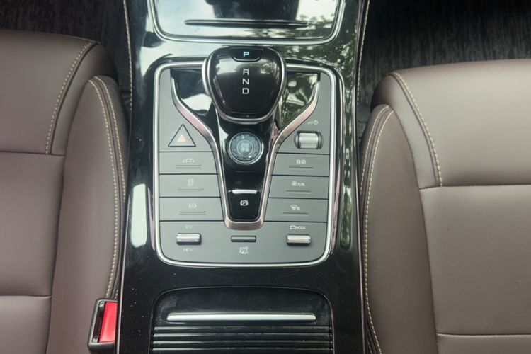 Used BYD Song MAX New Energy 2022 DM-i 105KM Executive Edition Gear Lever