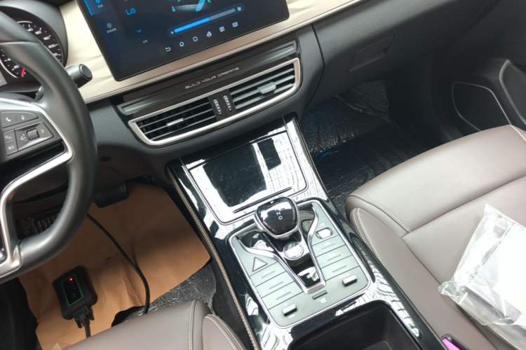 Used BYD Song MAX New Energy 2022 DM-i 105KM Flagship Model Gear Lever