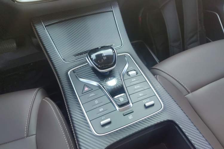 Used BYD Song MAX New Energy 2022 DM-i 105KM Executive Edition Gear Lever