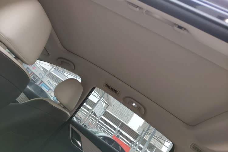 Used BYD Song MAX New Energy 2022 DM-i 105KM Flagship Model Headliner