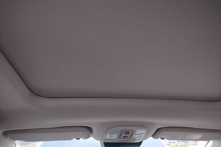 Used BYD Song MAX New Energy 2022 DM-i 105KM Flagship Model Headliner