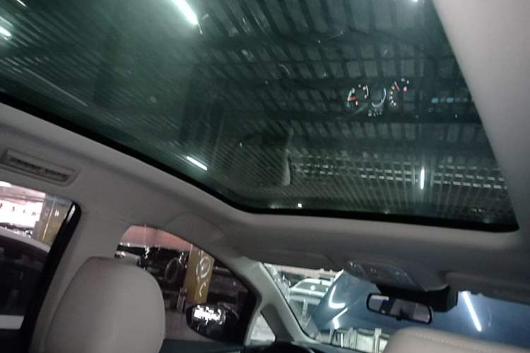 Used BYD Song MAX New Energy 2022 DM-i 105KM Flagship Model Headliner