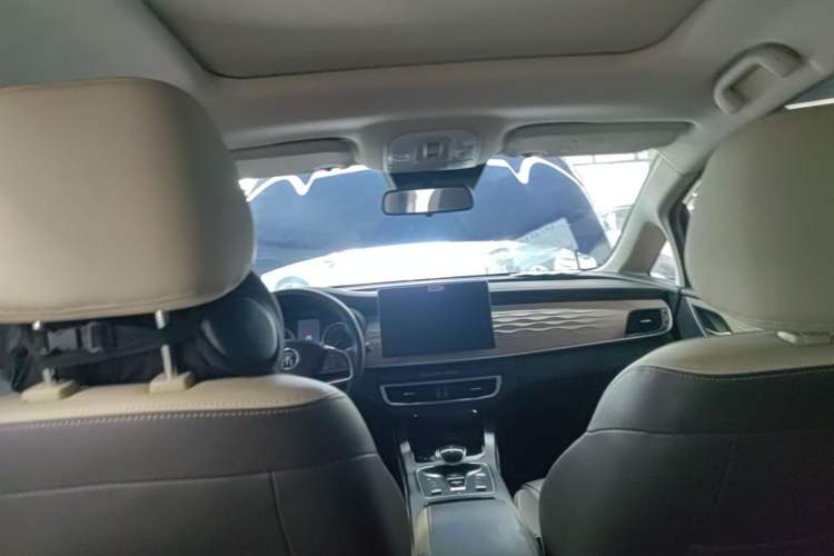 Used BYD Song MAX New Energy 2022 DM-i 105KM Flagship Model Headliner
