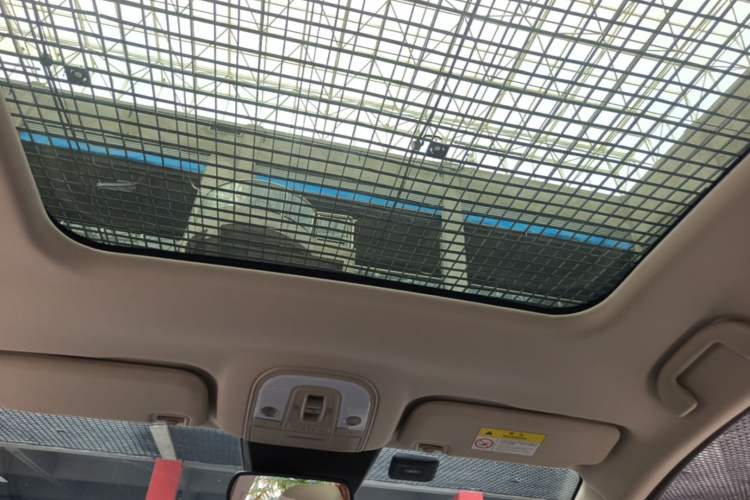 Used BYD Song MAX New Energy 2022 DM-i 105KM Flagship Model Headliner