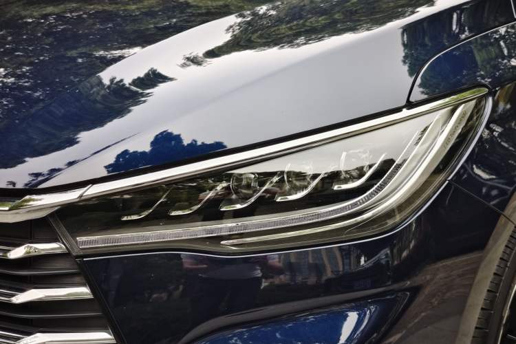 Used BYD Song MAX New Energy 2022 DM-i 105KM Flagship Model Left Front Headlight