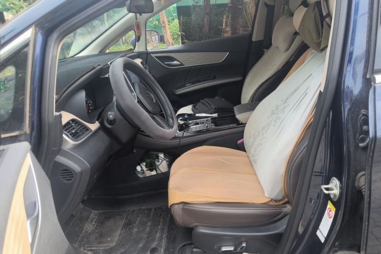 Used BYD Song MAX New Energy 2022 DM-i 105KM Flagship Model Left Front Seat