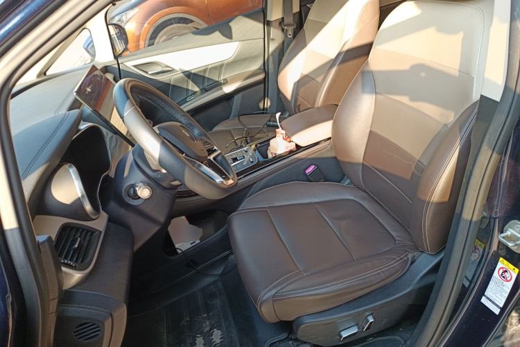 Used BYD Song MAX New Energy 2022 DM-i 105KM Executive Edition Left Front Seat