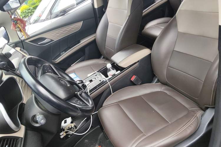 Used BYD Song MAX New Energy 2022 DM-i 105KM Executive Edition Left Front Seat