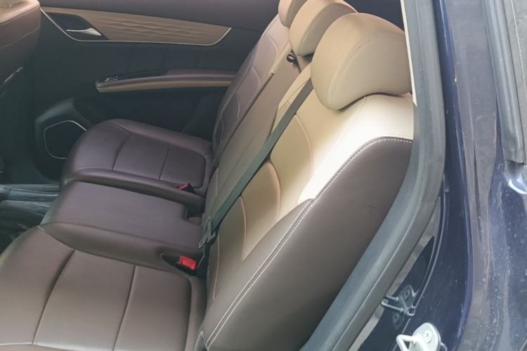Used BYD Song MAX New Energy 2022 DM-i 105KM Flagship Model Left Rear Seat