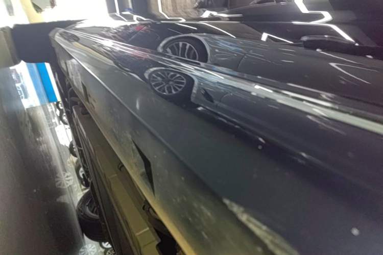 Used BYD Song MAX New Energy 2022 DM-i 105KM Flagship Model Left Side Sill