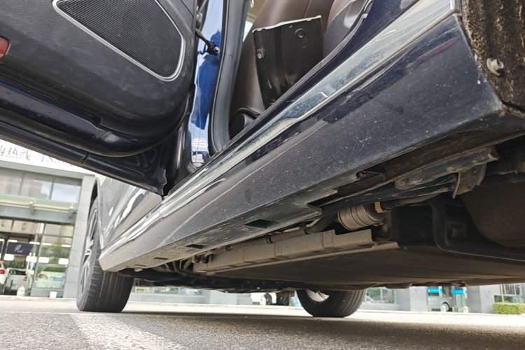 Used BYD Song MAX New Energy 2022 DM-i 105KM Executive Edition Left Side Sill