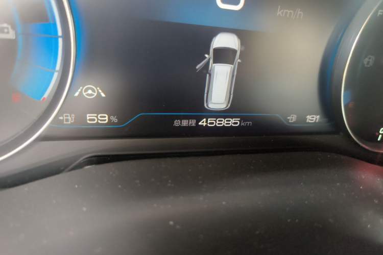 Used BYD Song MAX New Energy 2022 DM-i 105KM Executive Edition Odometer Close Up