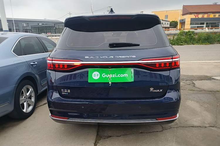 Used BYD Song MAX New Energy 2022 DM-i 105KM Flagship Model Rear