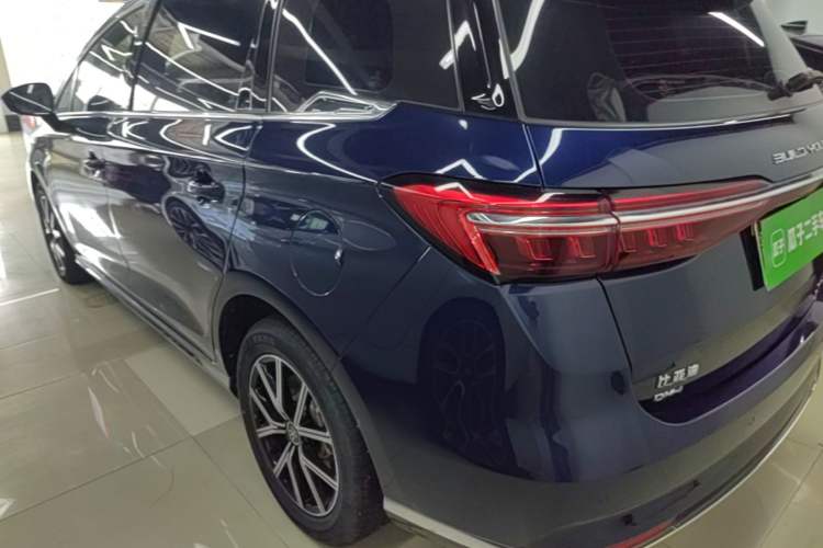 Used BYD Song MAX New Energy 2022 DM-i 105KM Flagship Model Rear Left 45 Deg