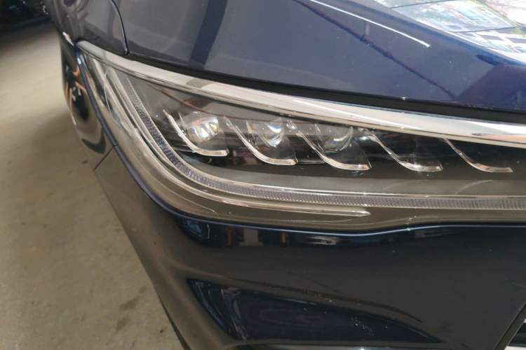 Used BYD Song MAX New Energy 2022 DM-i 105KM Executive Edition Right Front Headlight