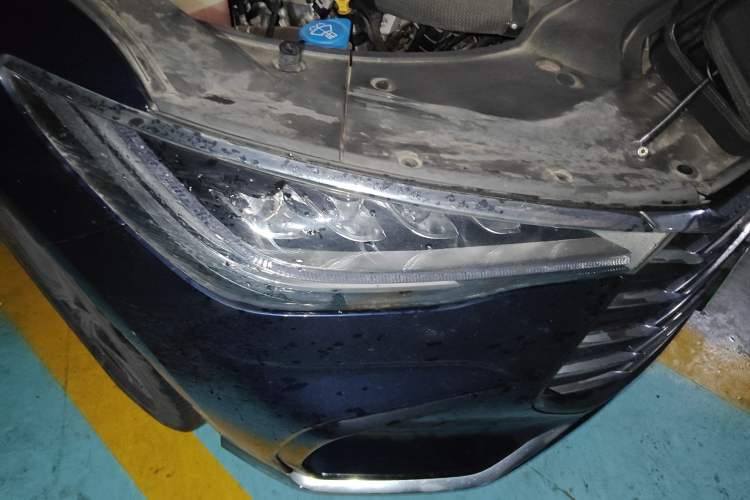 Used BYD Song MAX New Energy 2022 DM-i 105KM Prestige Model Right Front Headlight