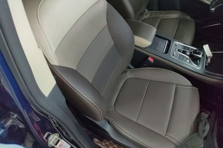Used BYD Song MAX New Energy 2022 DM-i 105KM Flagship Model Right Front Seat