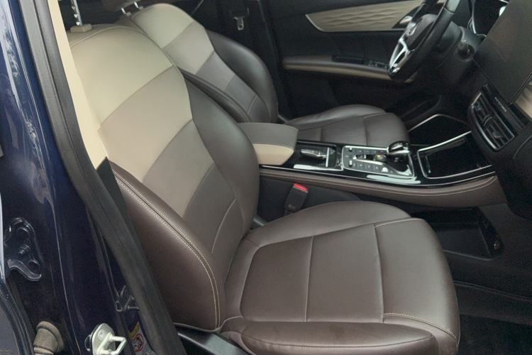 Used BYD Song MAX New Energy 2022 DM-i 105KM Executive Edition Right Front Seat