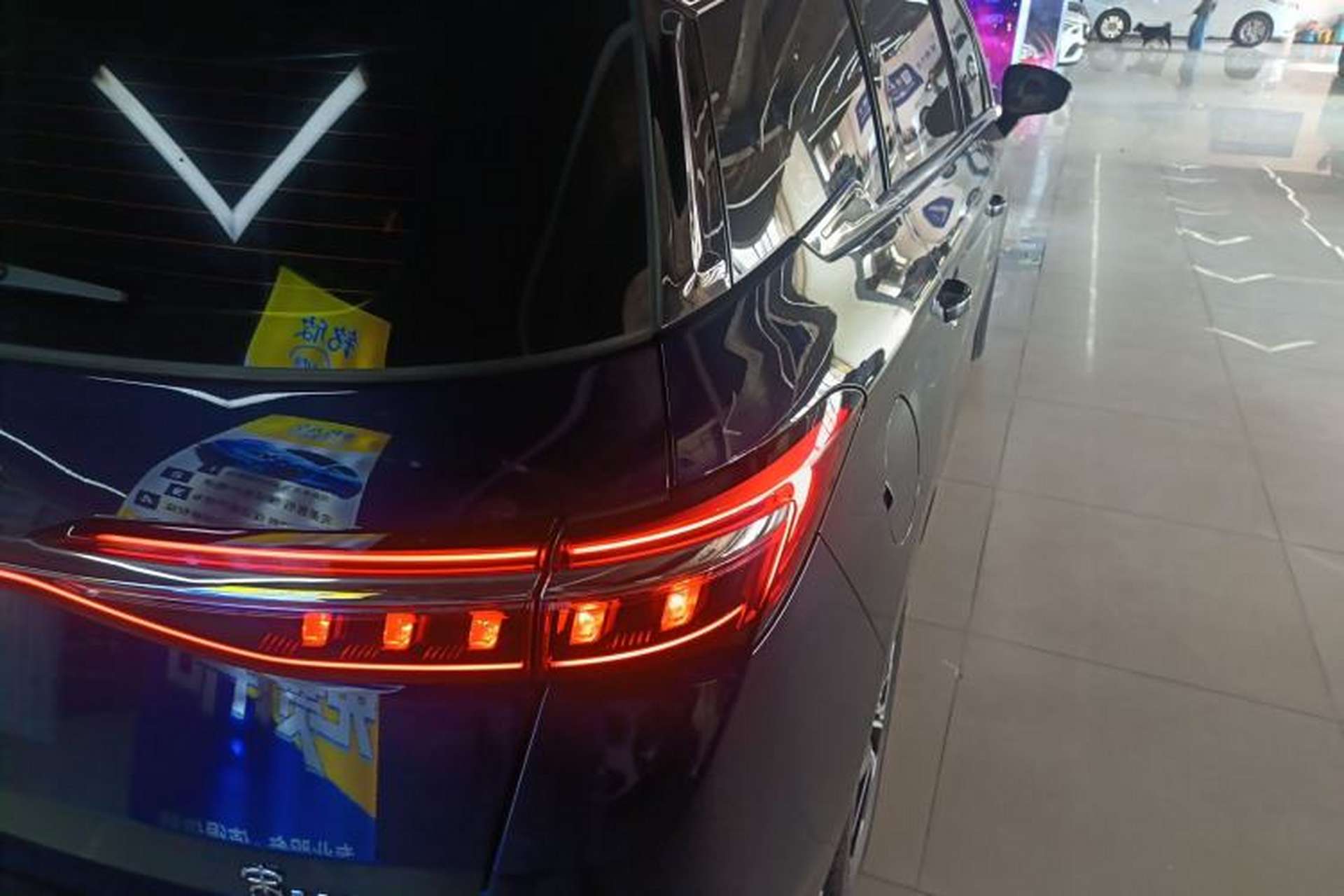 Used BYD Song MAX New Energy 2022 DM-i 105KM Prestige Model Right Rear Taillight