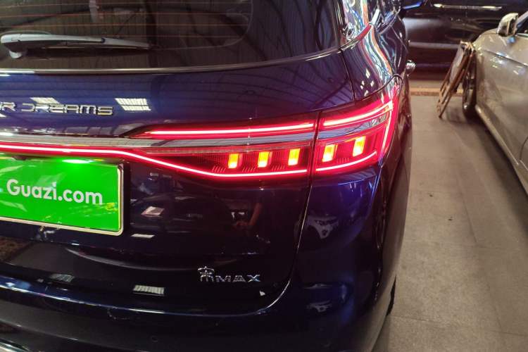 Used BYD Song MAX New Energy 2022 DM-i 105KM Executive Edition Right Rear Taillight