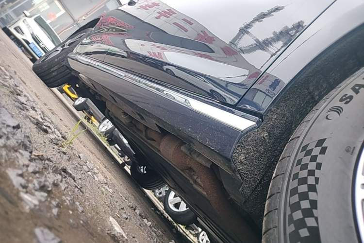 Used BYD Song MAX New Energy 2022 DM-i 105KM Flagship Model Right Side Sill