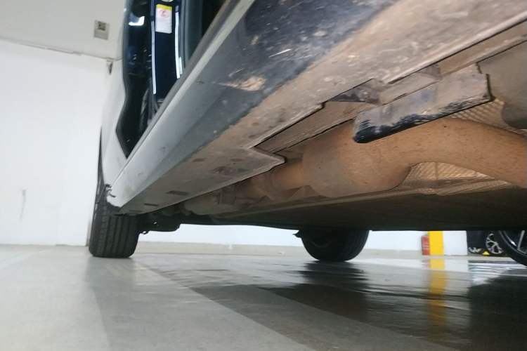 Used BYD Song MAX New Energy 2022 DM-i 105KM Prestige Model Right Side Sill