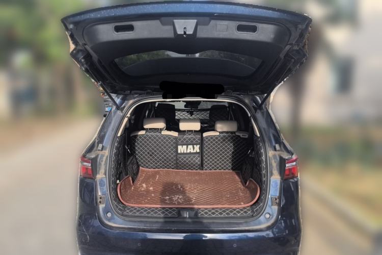 Used BYD Song MAX New Energy 2022 DM-i 105KM Flagship Model Trunk
