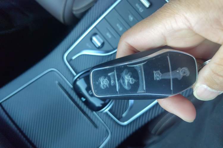 Used BYD Song MAX New Energy 2022 DM-i 105KM Executive Edition Vehicle Key