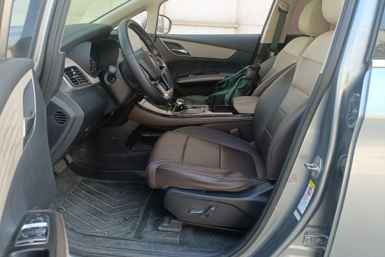 Used BYD Song MAX New Energy 2022 DM-i 105KM Flagship Model Driver Seat