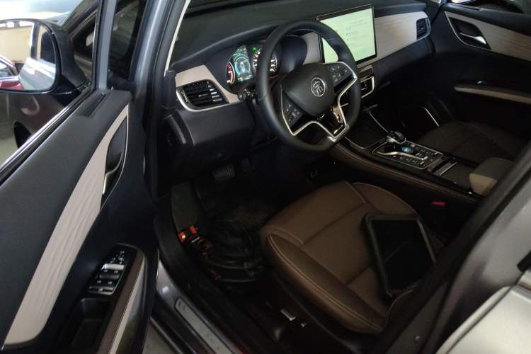 Used BYD Song MAX New Energy 2022 DM-i 105KM Flagship Model Driver Seat