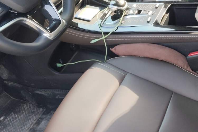 Used BYD Song MAX New Energy 2022 DM-i 105KM Flagship Model Exterior 11