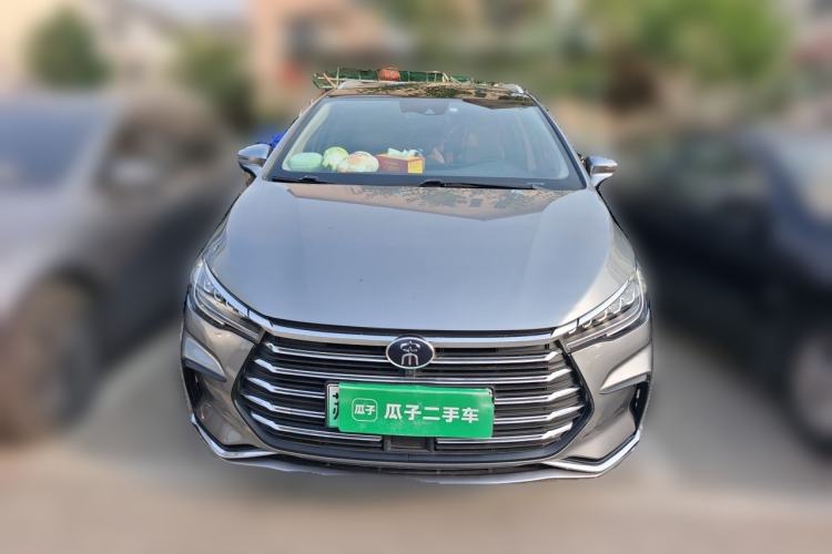 Used BYD Song MAX New Energy 2022 DM-i 105KM Flagship Model Front