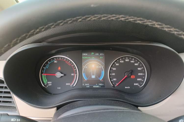 Used BYD Song MAX New Energy 2022 DM-i 105KM Flagship Model Instrument Cluster