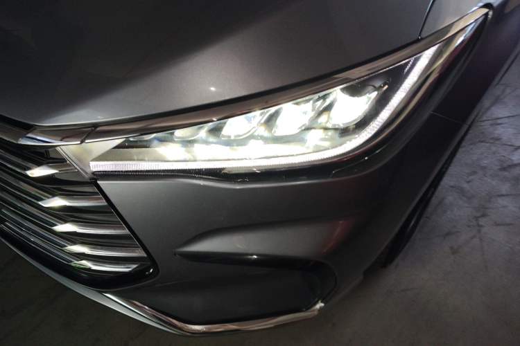 Used BYD Song MAX New Energy 2022 DM-i 105KM Flagship Model Left Front Headlight