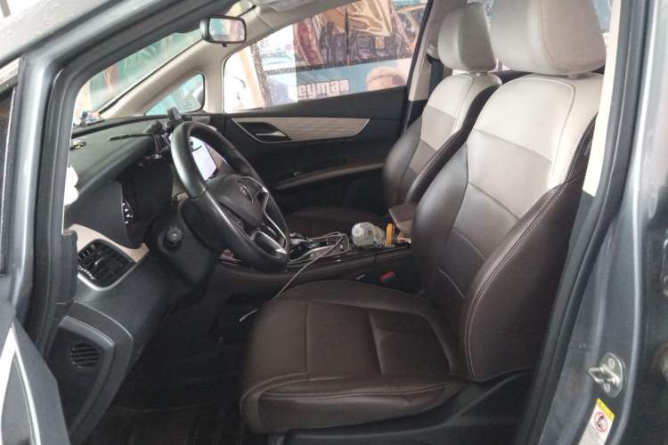 Used BYD Song MAX New Energy 2022 DM-i 105KM Flagship Model Left Front Seat