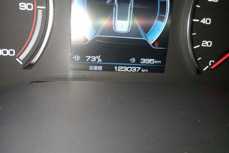 Used BYD Song MAX New Energy 2022 DM-i 105KM Flagship Model Odometer Close Up