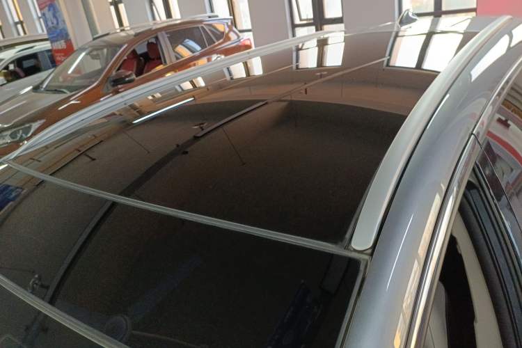Used BYD Song MAX New Energy 2022 DM-i 105KM Flagship Model Roof